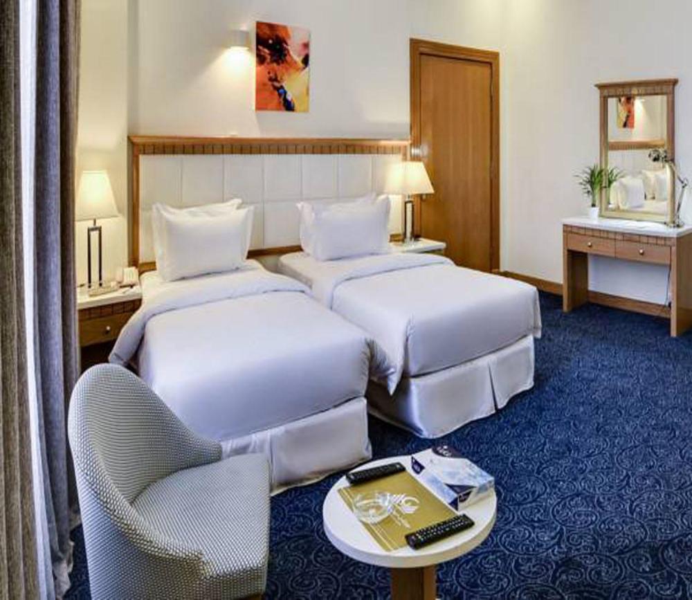 Room image 3